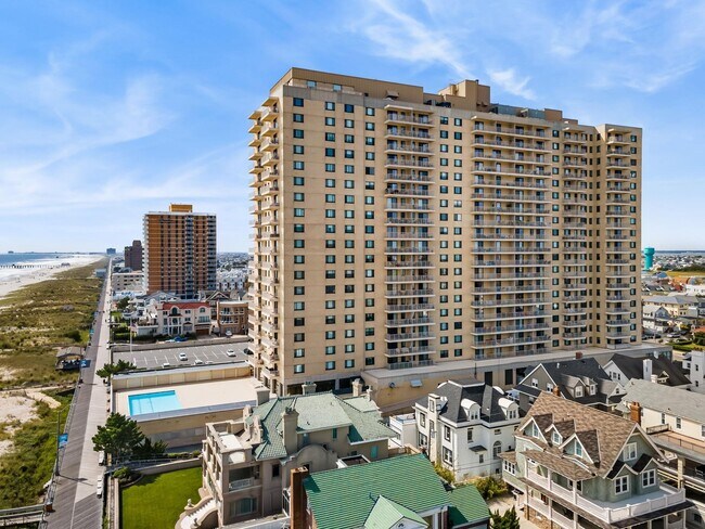 Building Photo - 5000 Boardwalk