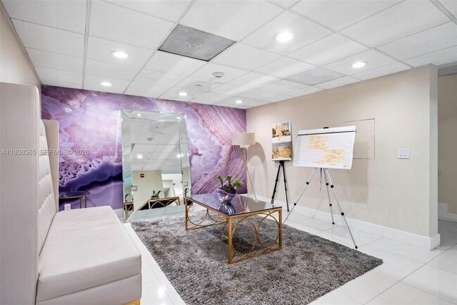 Building Photo - 3301 NE 5th Ave