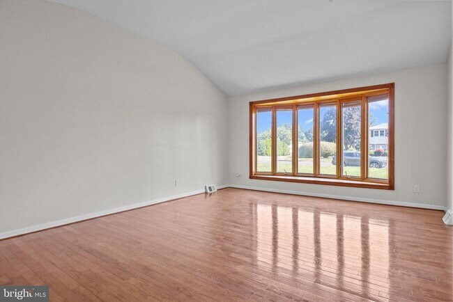 Building Photo - 778 Bobwhite Ln