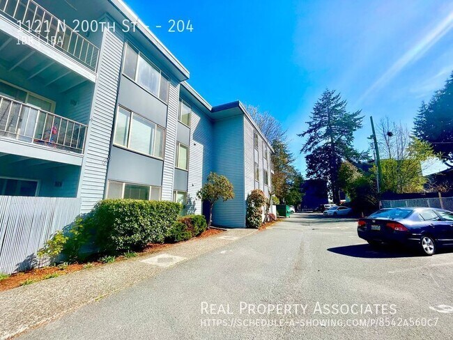 Building Photo - 1121 N 200th St