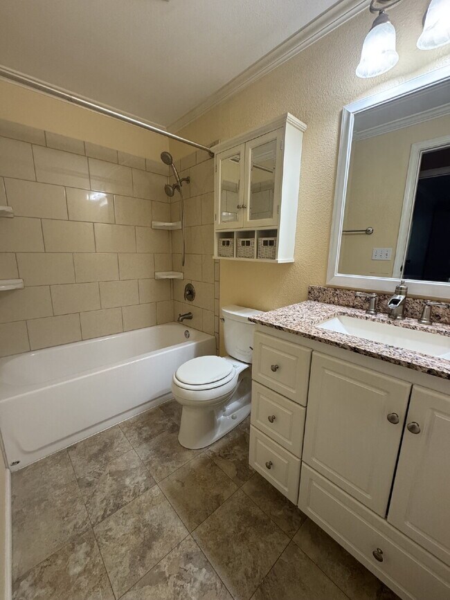 Building Photo - Downtown Woodinville Condo Available Now!