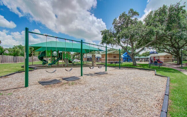 Building Photo - 3746 Havenmoor Pl