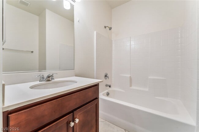 Building Photo - 5371 Boschetto St