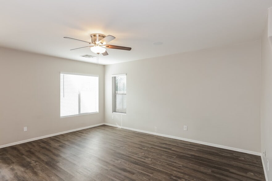 Building Photo - 16761 W Maricopa St