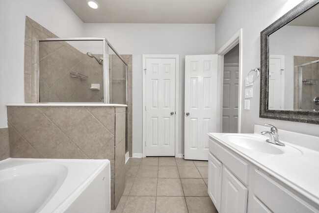 Building Photo - 1251 Glenwood Canyon Ln