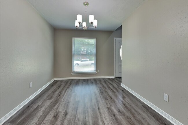 Building Photo - 2330 Wren Meadow Rd