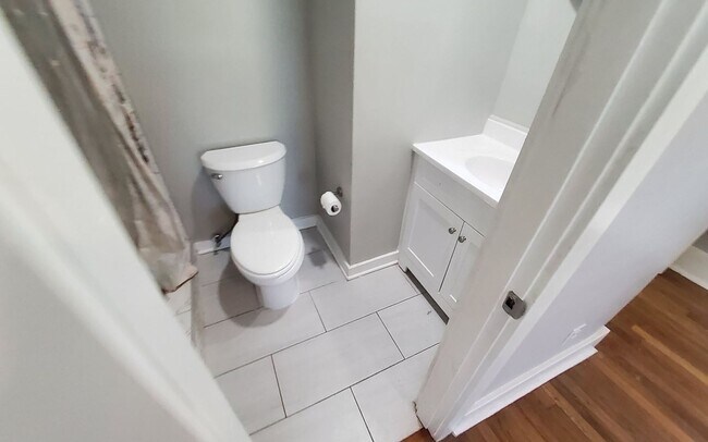 Building Photo - 668 Stonewall St