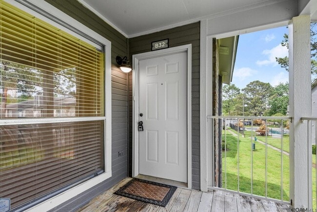 Building Photo - 5137 Nicholson Dr