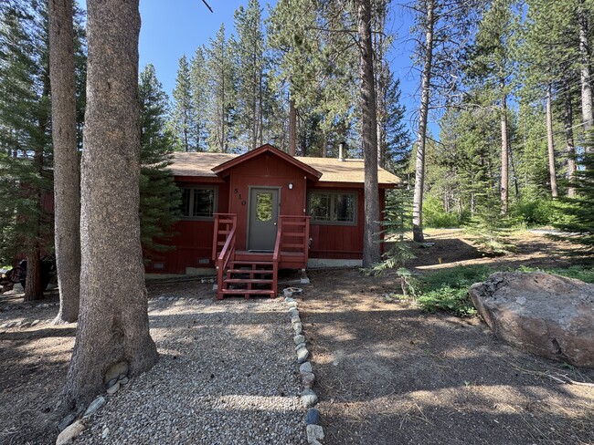 Building Photo - 510 Little Mountain Ln