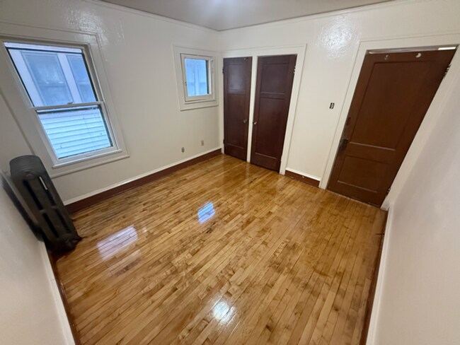 Building Photo - 2628-2630 N 48th St,