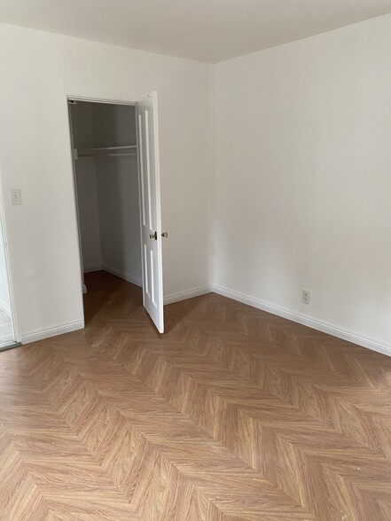 Building Photo - 4506 Ellenwood Dr