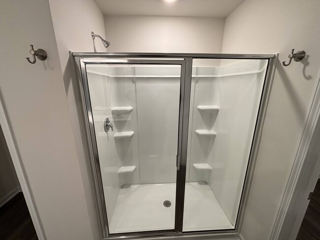 Master Shower - 2754 Sherrills Stream Dr