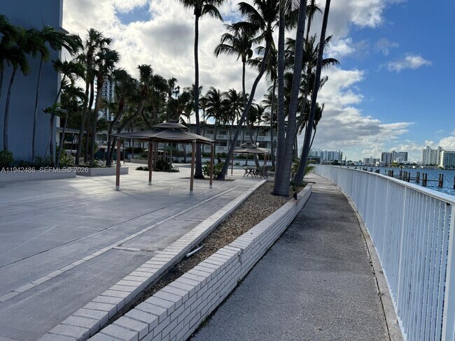 Building Photo - 1865 79th Street Causeway