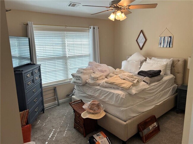 Building Photo - 3338 Castleberry Village Cir