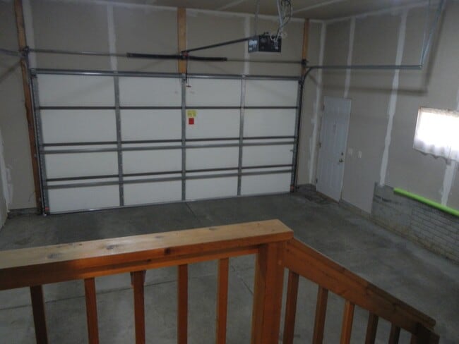 Building Photo - Nice 3 Bedroom 3 Bathroom Twinhome in River Falls