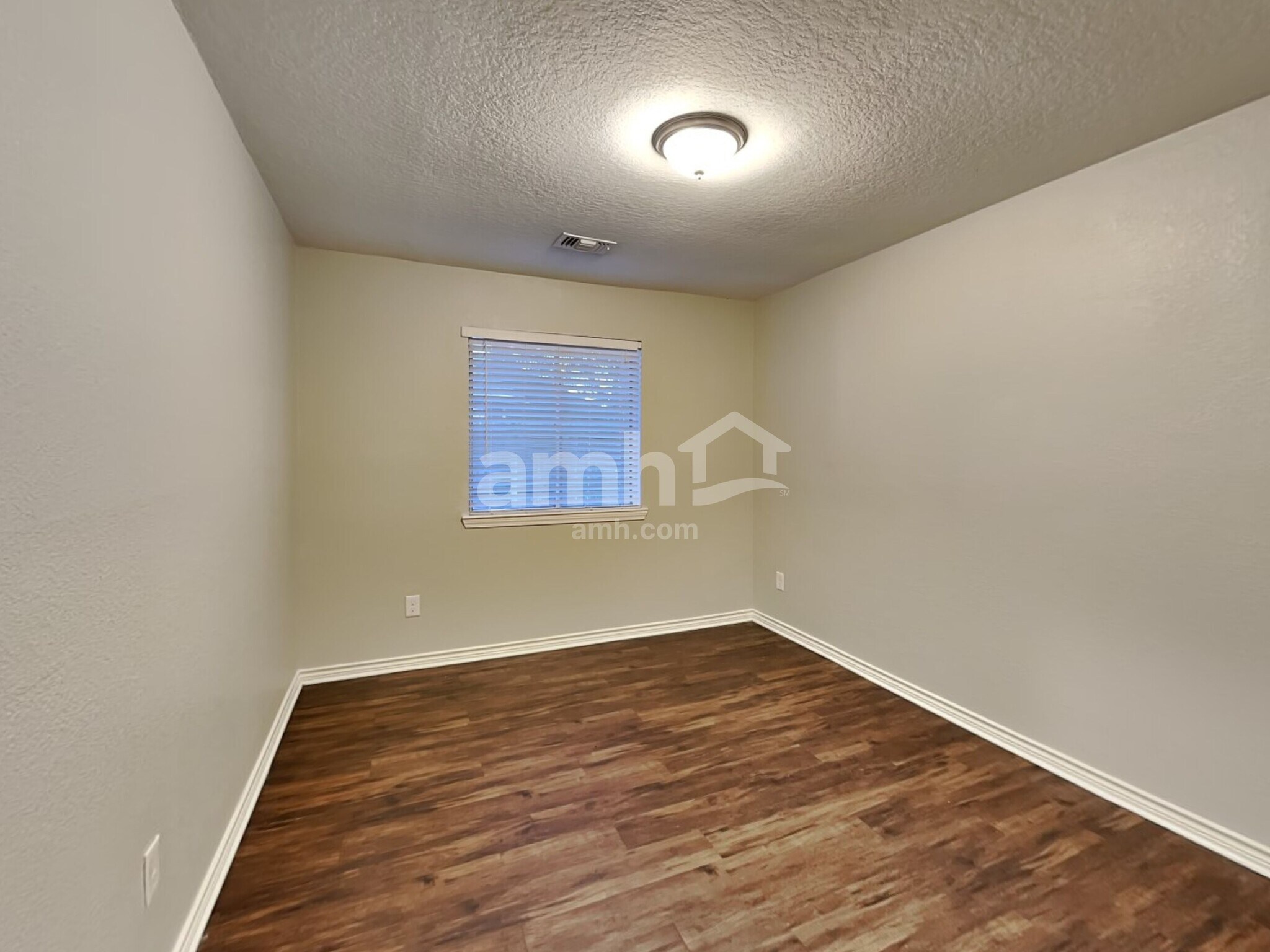 Building Photo - 5010 Chase Mountain Dr