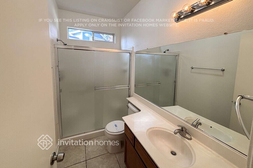 Building Photo - 5537 Blue Sapphire Way