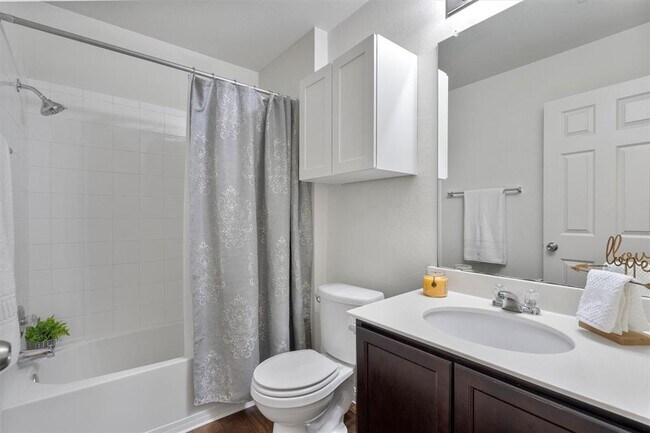 Building Photo - 300 Camellia Dr