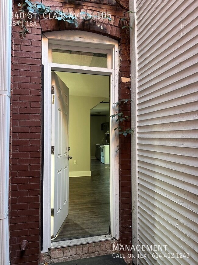 Building Photo - 340 St Clair Ave