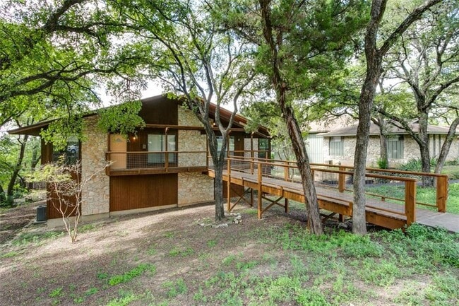 Building Photo - 2102 Rabb Rd