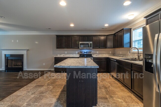Building Photo - 8205 Zodiac Ln