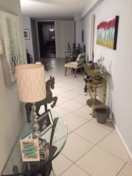 Building Photo - 1952 Laughing Gull Ln