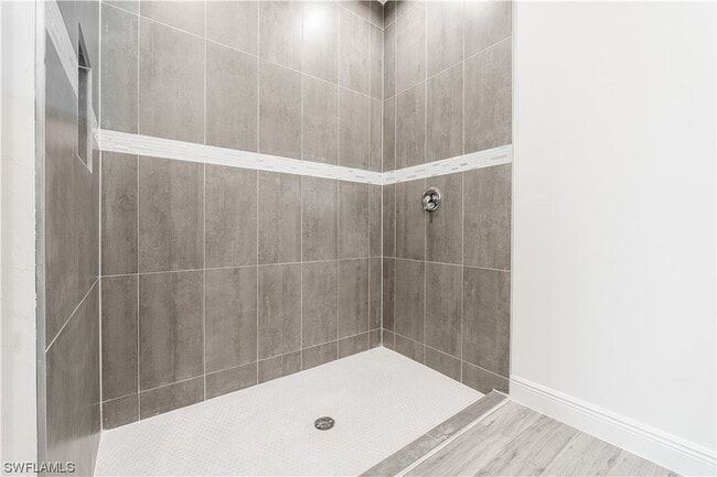 Building Photo - 7016 Hero Cir