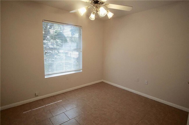 Building Photo - 4814 Walden Cir
