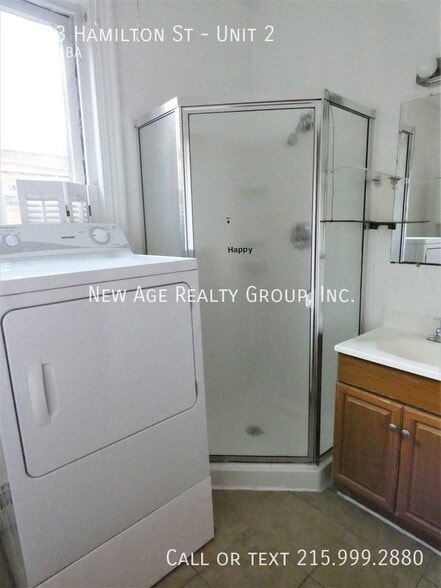 Building Photo - 3623 Hamilton St