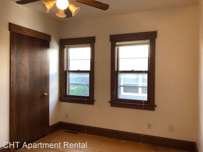 Building Photo - 4 br, 1 bath Apartment - 639 E. Johnson St.
