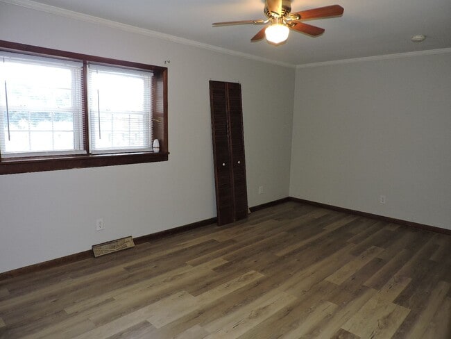 Building Photo - 7205 Bray Rd
