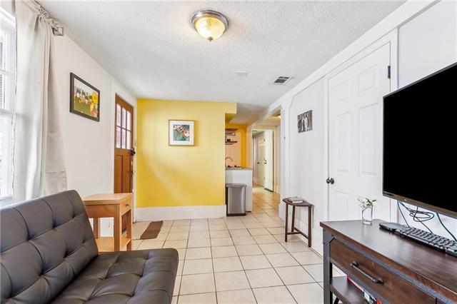 Building Photo - 1818 Paul Morphy St