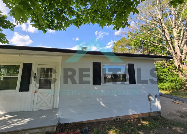 Building Photo - 162 Trivette Rd