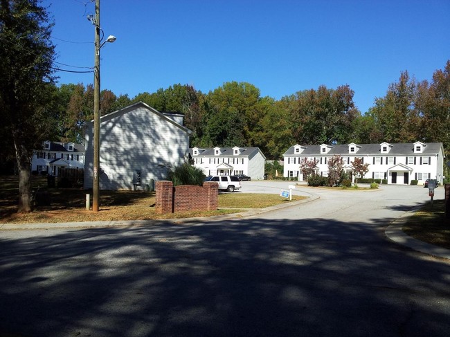 Primary Photo - Jefferson Ridge Townhomes