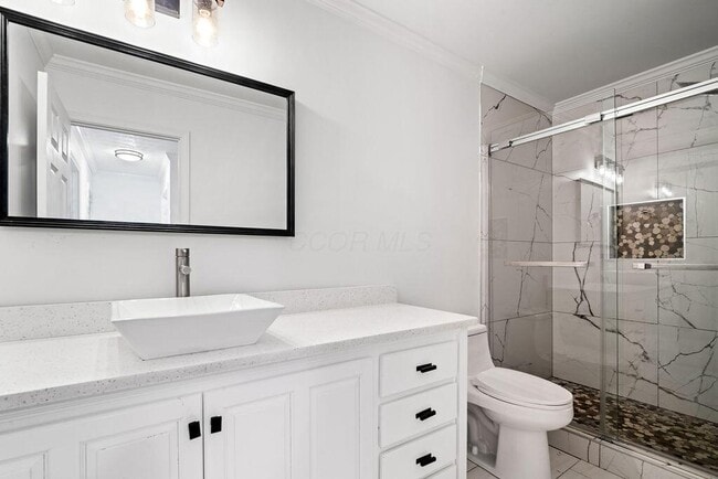 Building Photo - 39 Groton Dr