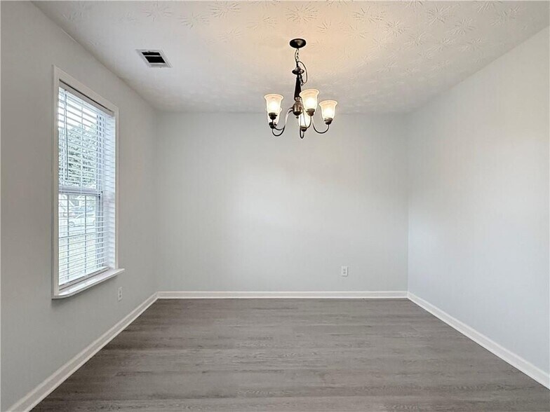 Building Photo - 3058 Arden Ridge Terrace