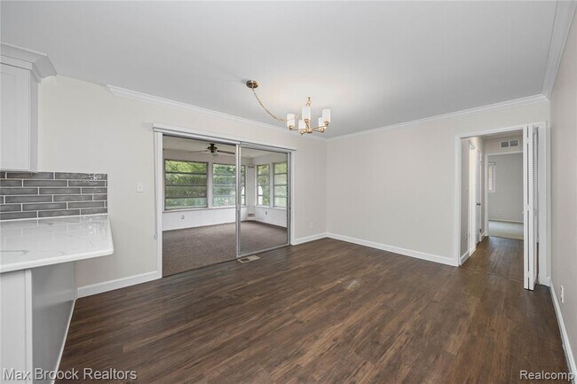 Building Photo - 6695 Lahser Rd