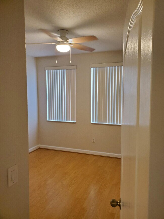 Building Photo - 2286 Shoma Dr