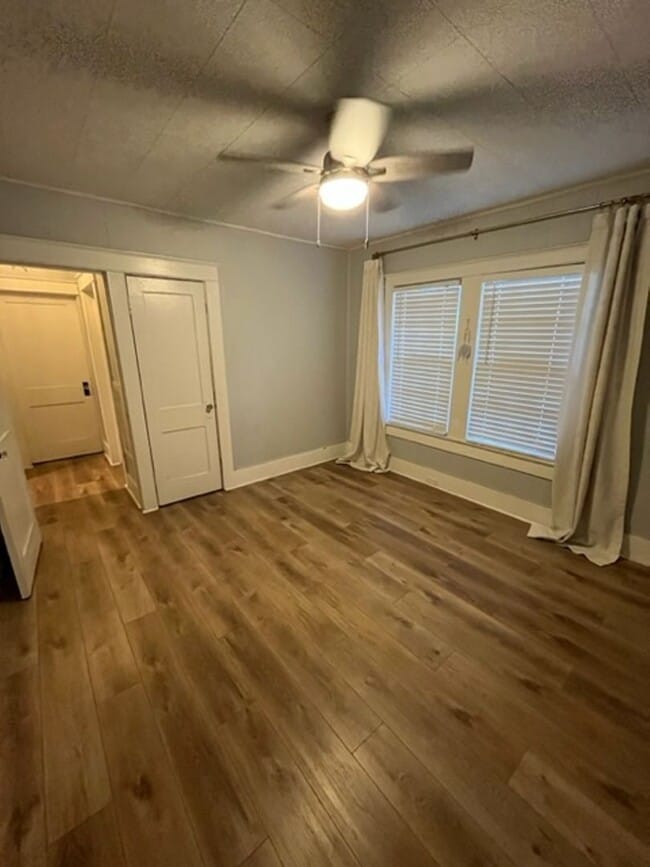 Building Photo - 203 W Haya St