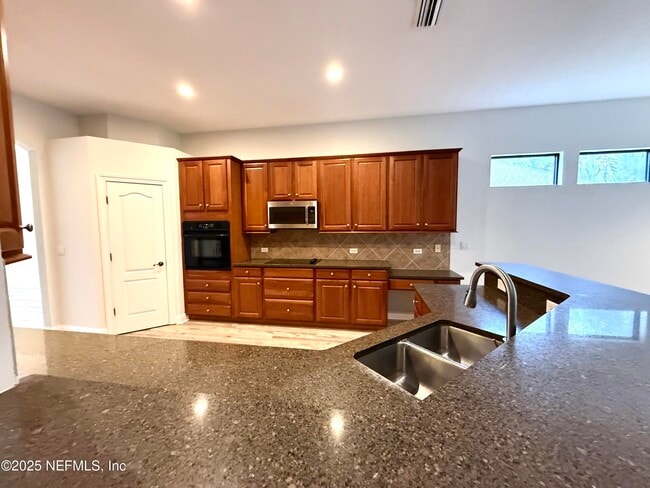 Building Photo - 3589 Sir Rogers Ct