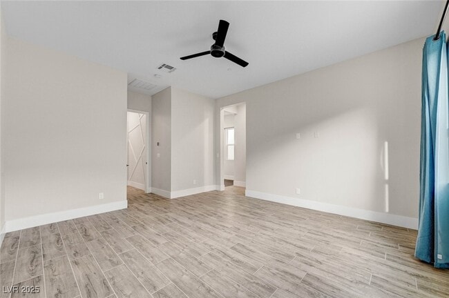 Building Photo - 3395 Stone View Ave