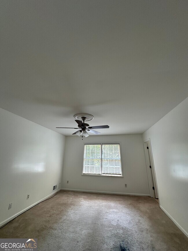Building Photo - 3896 Northlake Creek Dr