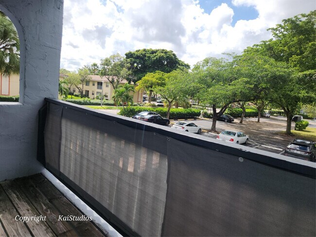 Building Photo - 10293 NW 33rd St