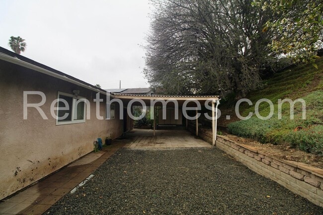 Building Photo - 13828 Otis Pl