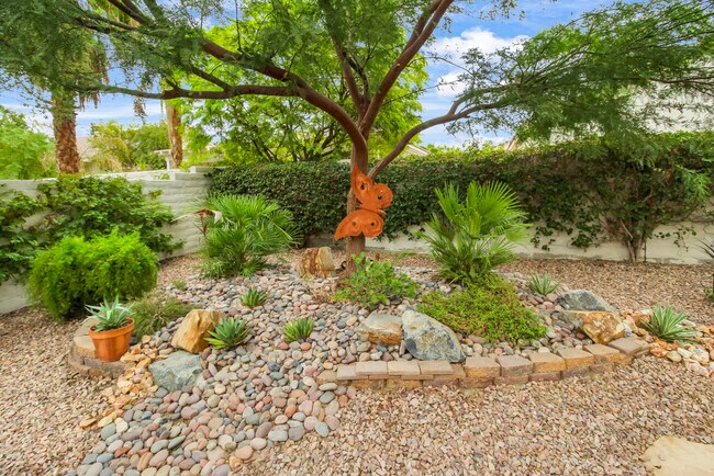 Building Photo - 41538 Corte Jalisco