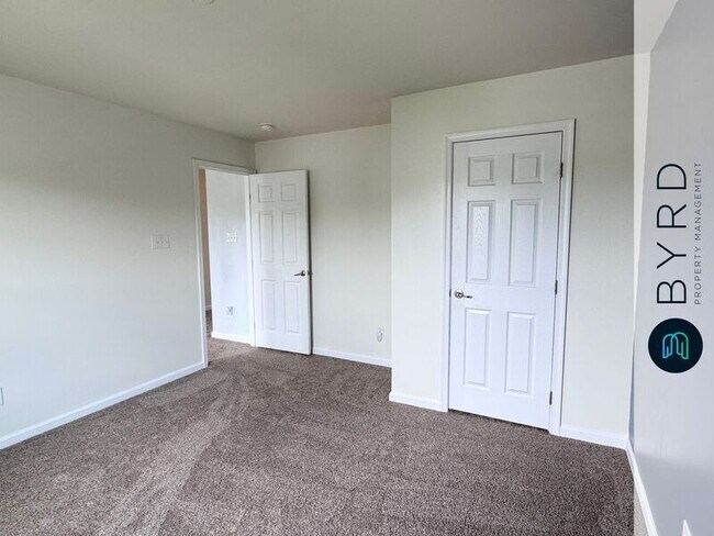 Building Photo - 7025 Heartleaf Ln