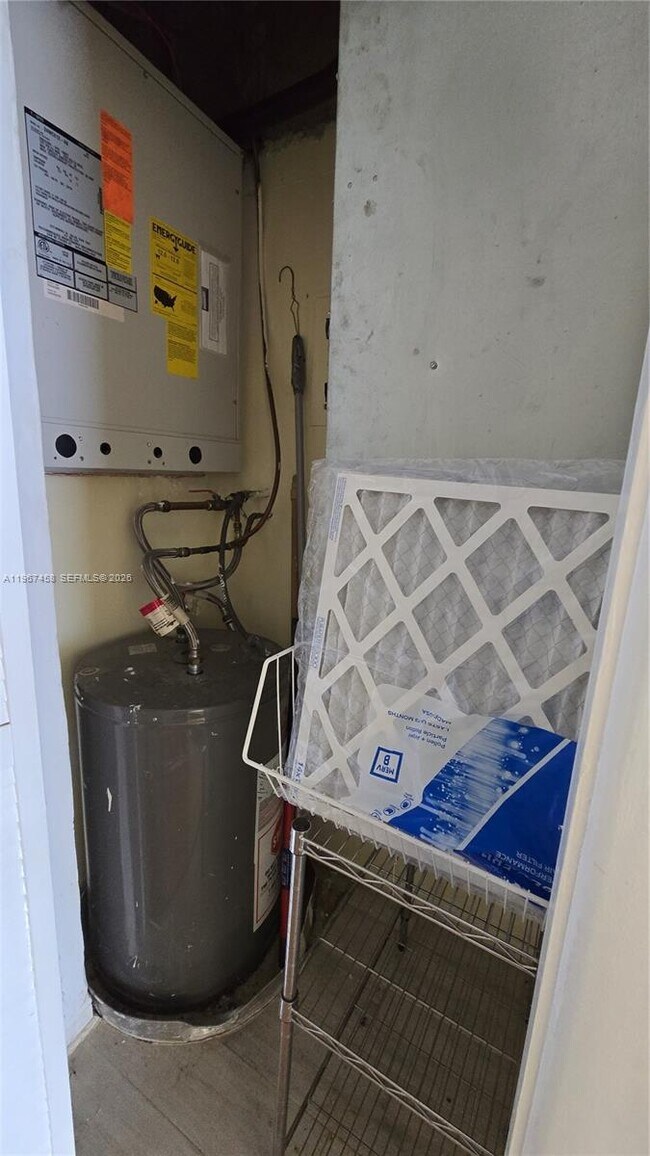 Building Photo - 3000 Marcos Dr