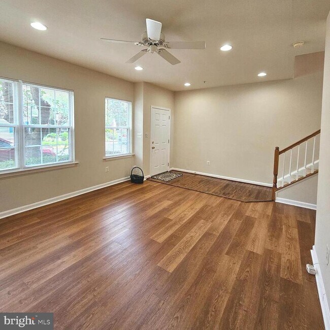 Building Photo - 5431 Cheyenne Knoll Pl