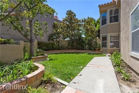 Building Photo - 4 br, 3 bath House - 10 Montelegro