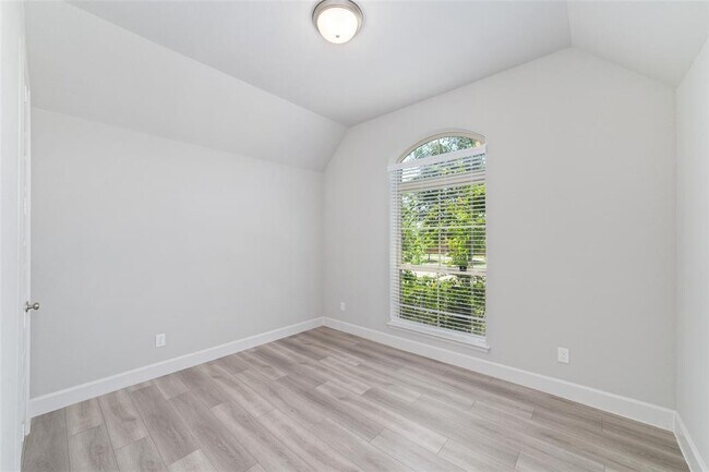 Building Photo - 18402 Ingliston ln